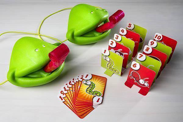 Fast-Reaction Family Party Game