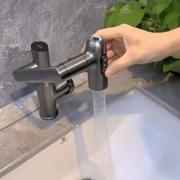360° Swivel Kitchen Faucet with Temperature Display