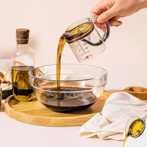 250ml Clear Measuring Cup with Markings