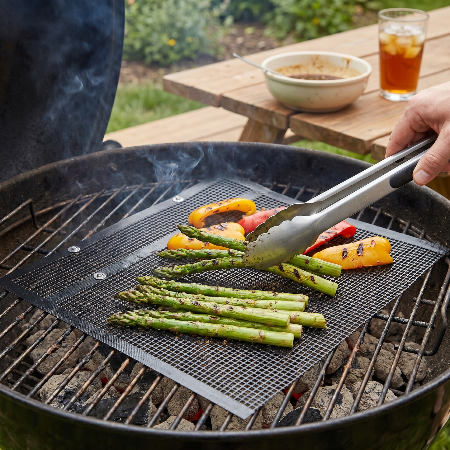 3-Pack of Non-Stick Grill Bags for Easy and Convenient Cooking - lifestyle